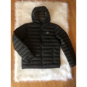Lightweight puffer jacket